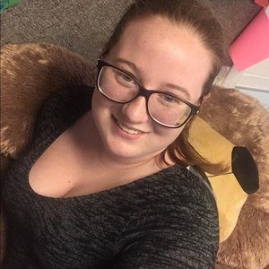 Meet your Posher, Christina